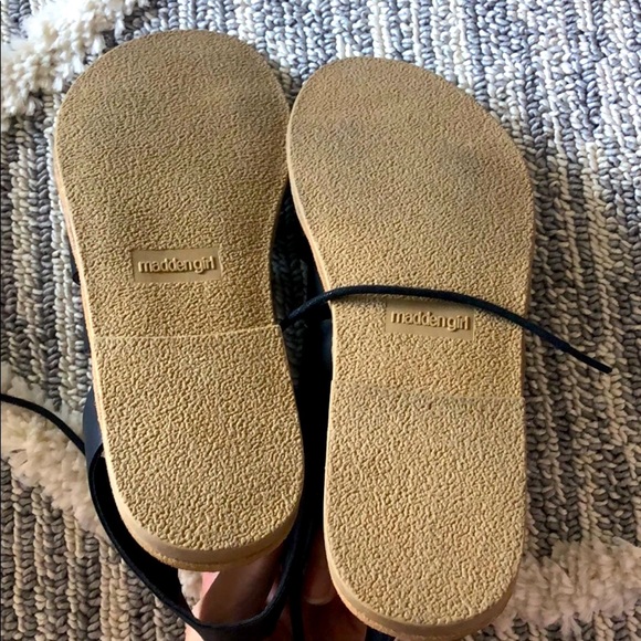 Madden Girl gladiator sandals - Picture 5 of 6